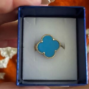 Brand New14kt Large Turquoise Clover Ring 7 1/2